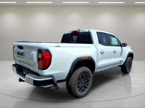 Summit White 2026 GMC Canyon Elevation