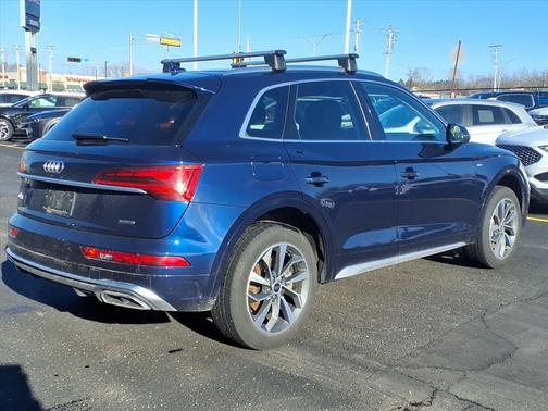 2024 Audi Q5 45 S line Premium Plus