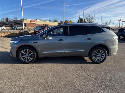 2023 Buick Enclave Avenir AWD
