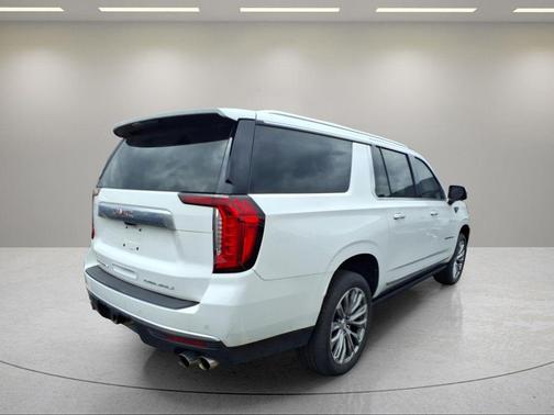 Summit White 2021 GMC Yukon XL Denali