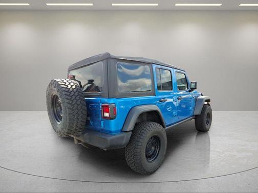 Hydro Blue Pearlcoat 2022 Jeep Wrangler Willys
