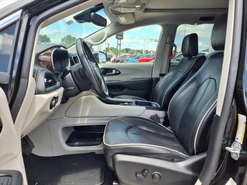 2022 Chrysler Pacifica Limited