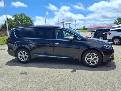 2022 Chrysler Pacifica Limited