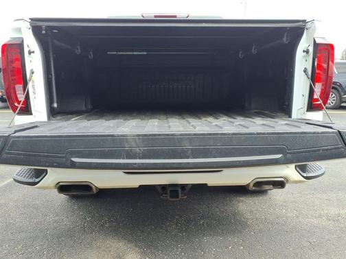 White Frost Tricoat 2022 GMC Sierra 1500 Denali