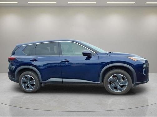 Deep Ocean Blue Pearl 2024 Nissan Rogue SV