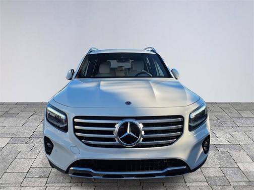 2025 Mercedes-Benz GLB 250 