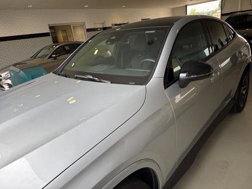 2025 Mercedes-Benz GLC 300