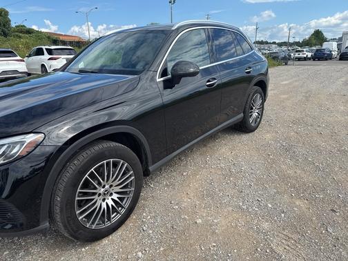 2024 Mercedes-Benz GLC 300