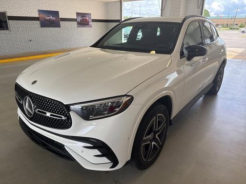 2025 Mercedes-Benz GLC 300 4MATIC