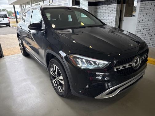 2025 Mercedes-Benz GLA 250 Base