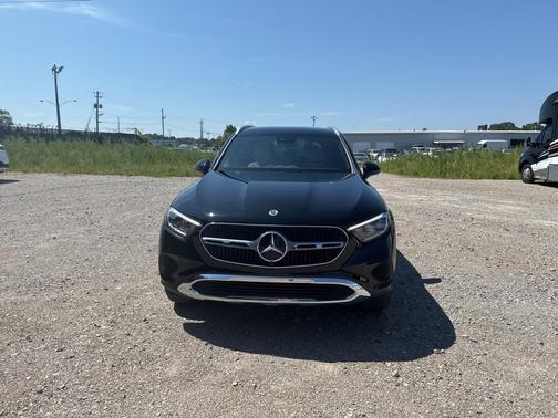 2024 Mercedes-Benz GLC 300 