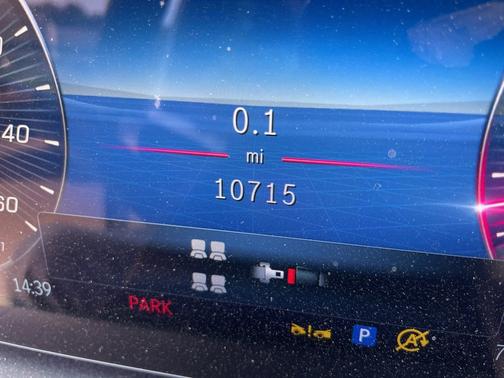 2025 Mercedes-Benz GLS 580 