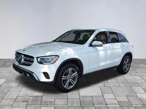 Polar White 2022 Mercedes-Benz GLC 300