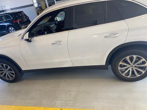 2024 Mercedes-Benz GLC 300 4MATIC