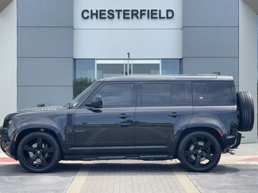 2024 Land Rover Defender 110 V8