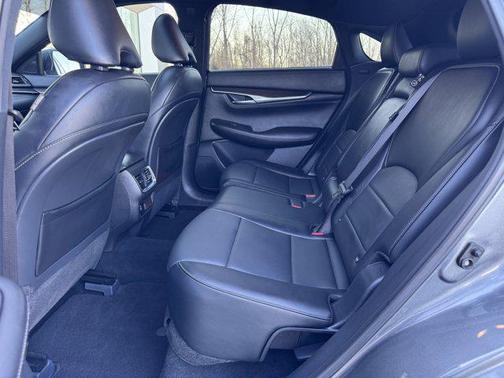 2022 INFINITI QX55 LUXE