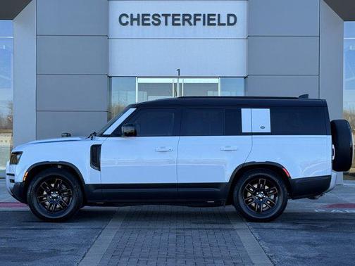 2023 Land Rover Defender 130 SE