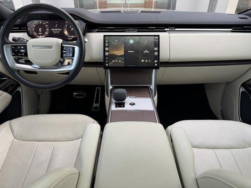 2024 Land Rover Range Rover P400 SE