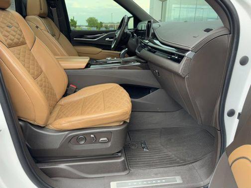 2021 Cadillac Escalade ESV Sport