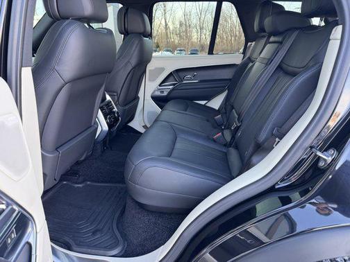 2024 Land Rover Range Rover P530 SE