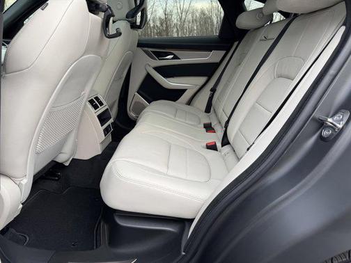 2025 Jaguar F-PACE R-Dynamic S P250 AWD Automatic