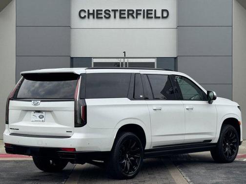 2022 Cadillac Escalade ESV Sport Platinum