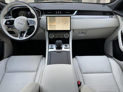 2024 Jaguar F-PACE R-Dynamic S