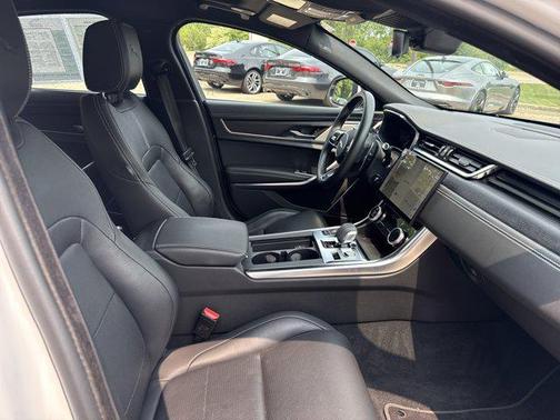 2022 Jaguar XF R-Dynamic SE P300 AWD Automatic