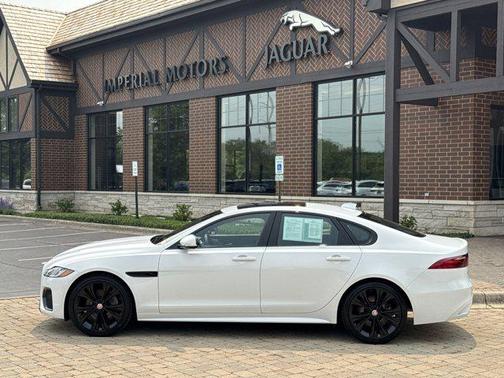 2022 Jaguar XF R-Dynamic SE P300 AWD Automatic