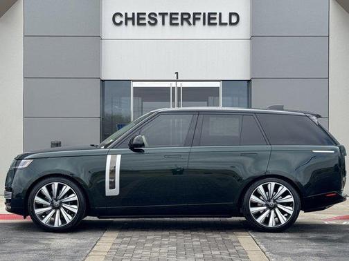 2024 Land Rover Range Rover P615 SV