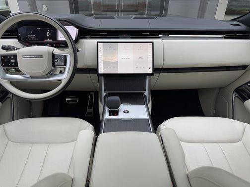 2024 Land Rover Range Rover P530 SE