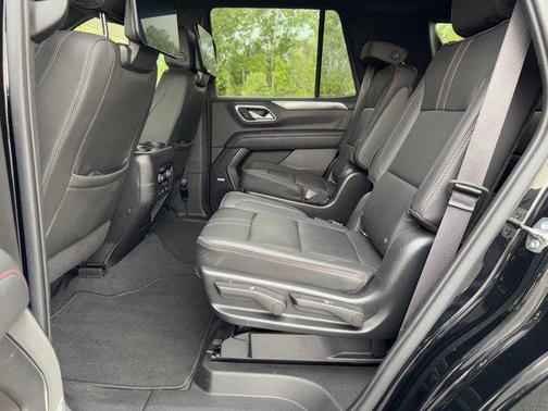2022 Chevrolet Tahoe 4WD RST