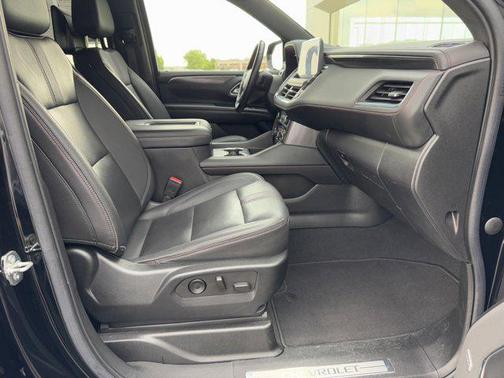 2022 Chevrolet Tahoe 4WD RST