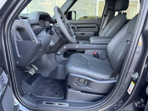 2023 Land Rover Defender 110 Carpathian Edition