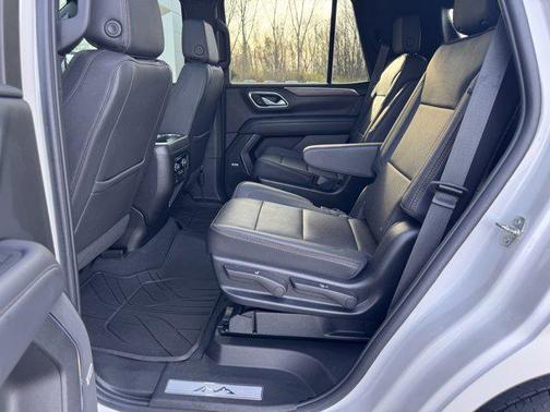 2023 Chevrolet Tahoe 4WD High Country