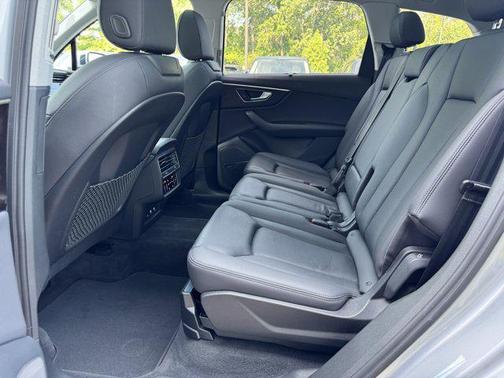 2020 Audi Q7 55 Prestige