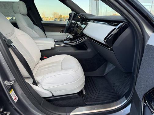 2024 Land Rover Range Rover Sport SE