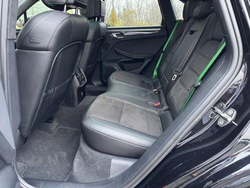 2022 Porsche Macan GTS