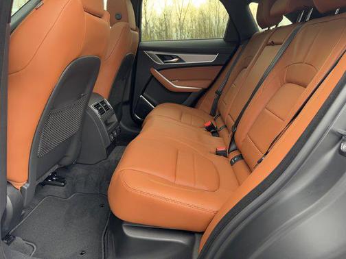 2026 Jaguar F-PACE R-Dynamic S P400 AWD Automatic