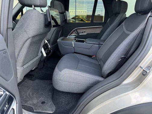 2023 Land Rover Range Rover P440e SE