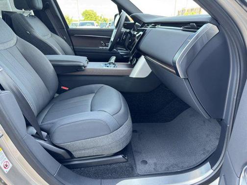 2023 Land Rover Range Rover P440e SE