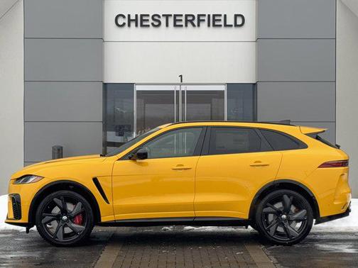 2025 Jaguar F-PACE SVR P550 AWD Automatic