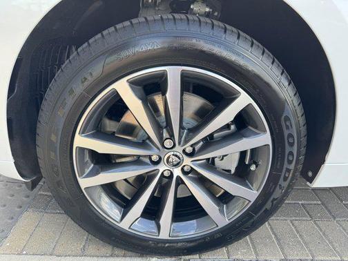 2026 Jaguar F-PACE R-Dynamic S P250 AWD Automatic