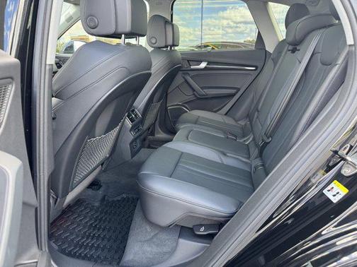 2018 Audi Q5 2.0T Prestige