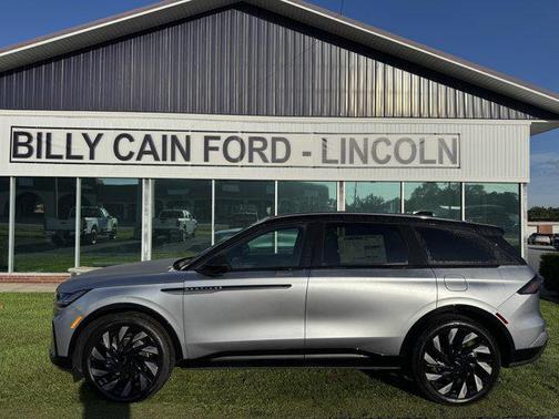 2025 Lincoln Nautilus Reserve