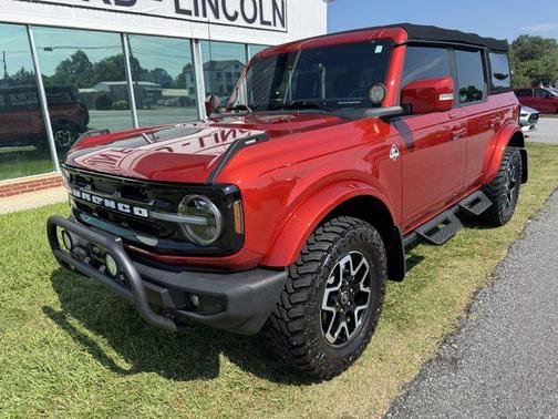 2022 Ford Bronco Base