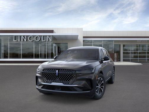 Infinite Black Metallic Clearcoat 2026 Lincoln Nautilus Premiere