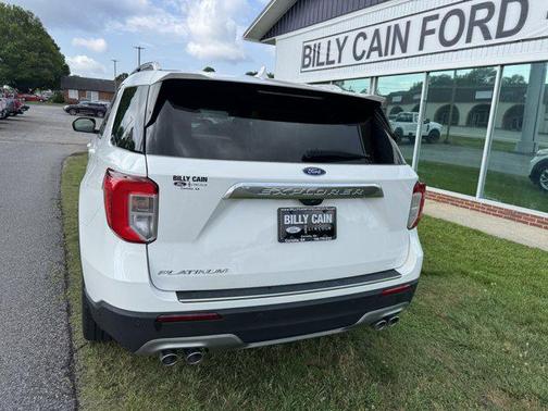 2022 Ford Explorer Platinum