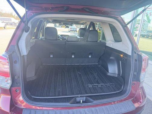 2017 Subaru Forester 2.5i Touring