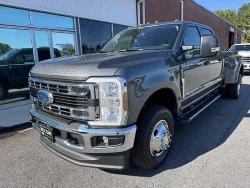 2026 Ford F-350 XLT